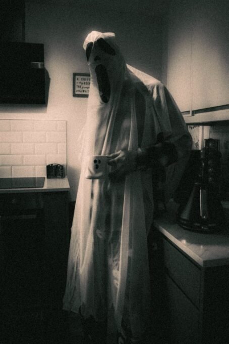 Free stock photo of ghost, halloween, halloween costume
