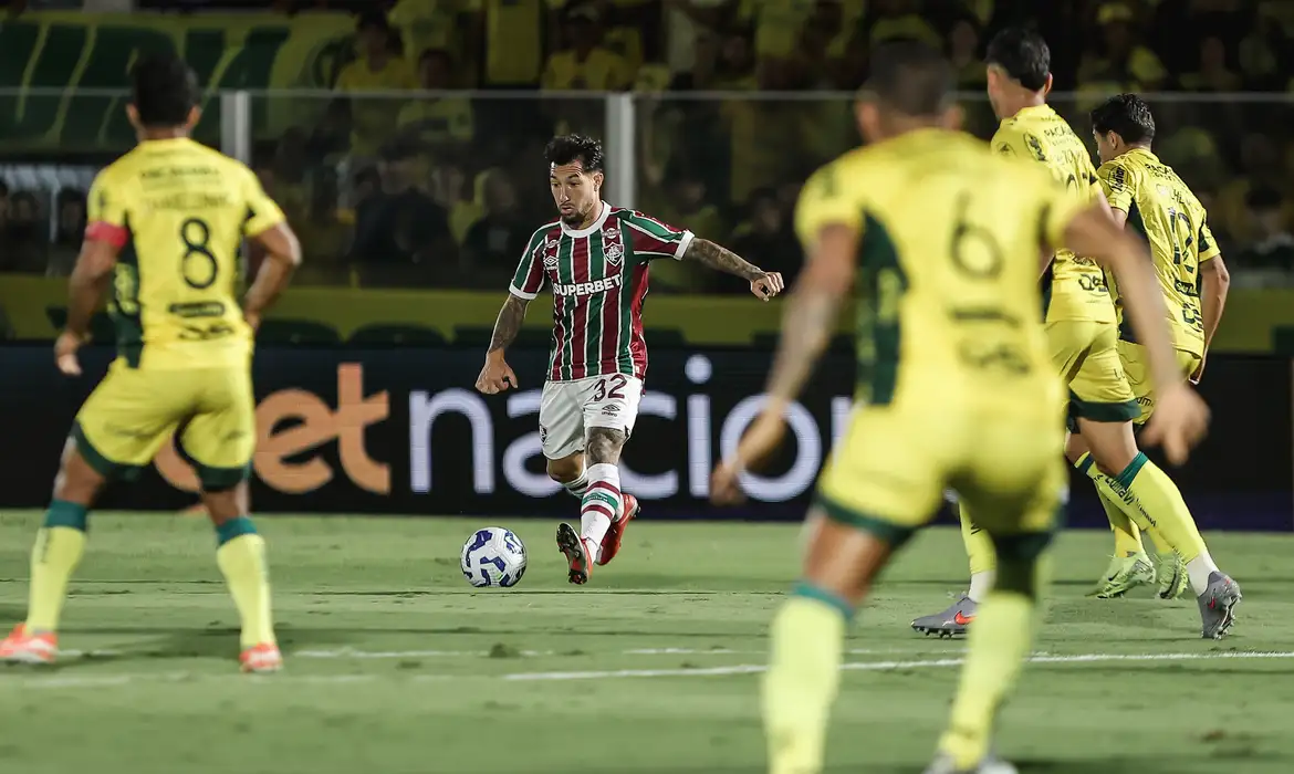 Mirassol derrota Fluminense e se consolida no G4 do Brasileirão 2 Mirassol derrota Fluminense e se consolida no G4 do Brasileirão - Imagem do artigo original