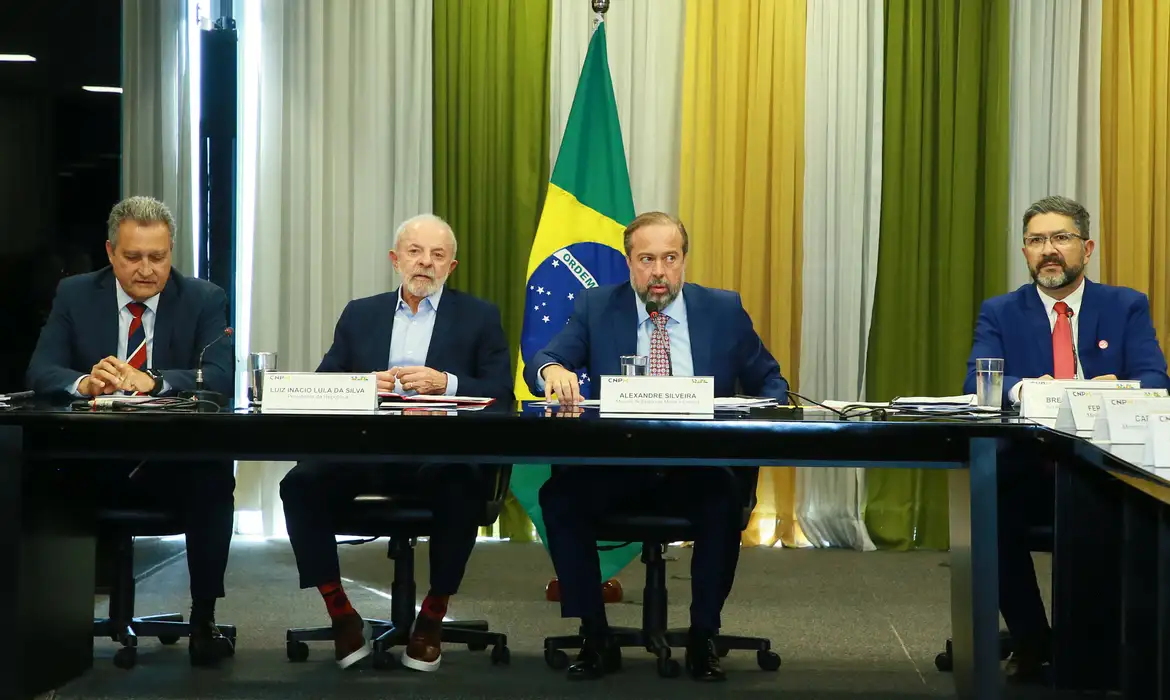 Lula instala Conselho Nacional de Política Mineral (CNPM) 2 Lula instala Conselho Nacional de Política Mineral (CNPM) - Imagem do artigo original