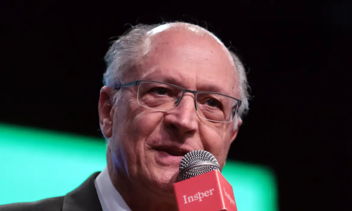 Alckmin destaca avanços em tarifas dos EUA após Lula-Trump 2 Alckmin destaca avanços em tarifas dos EUA após Lula-Trump - Imagem do artigo original