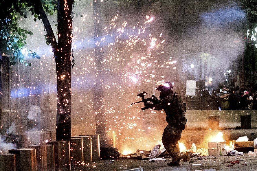 Trump envia tropas para Portland ignorando decisão judicial 2 Trump envia tropas para Portland ignorando decisão judicial - Imagem do artigo original