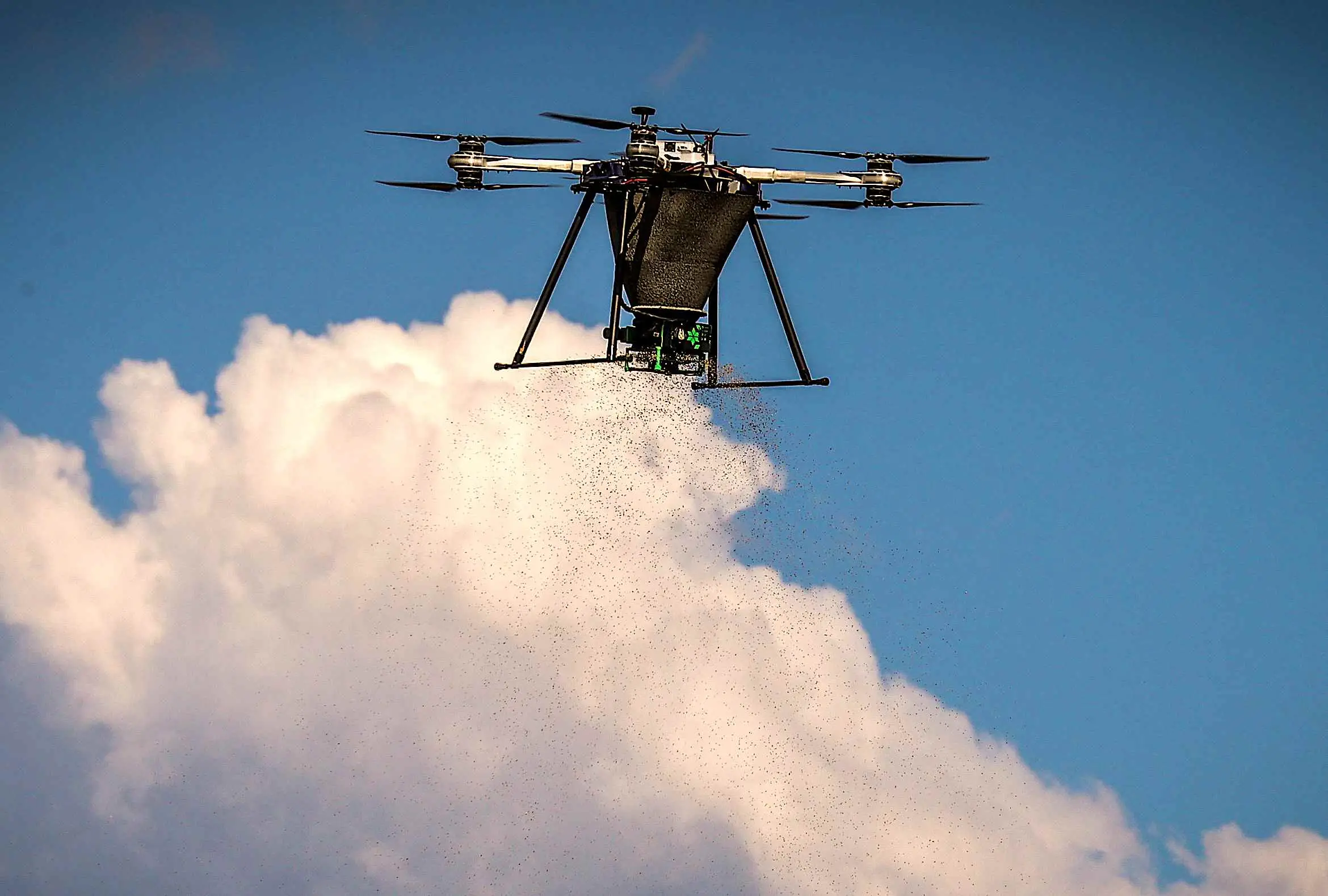 Drones na Alemanha: Sobrevoos Intrigam Aeroportos e Militares 2 Drones na Alemanha: Sobrevoos Intrigam Aeroportos e Militares - Imagem do artigo