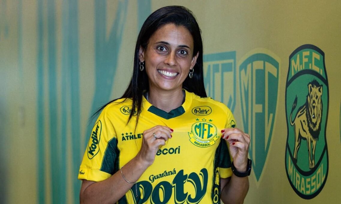 Mirassol cria departamento feminino e contrata ex-Corinthians - Imagem do artigo original