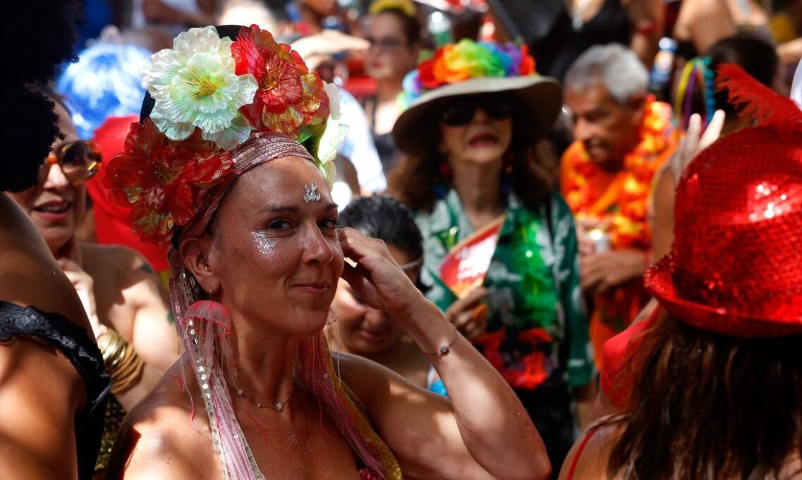 Carnaval: Plataforma Central para Expandir Economia Criativa - Imagem do artigo original