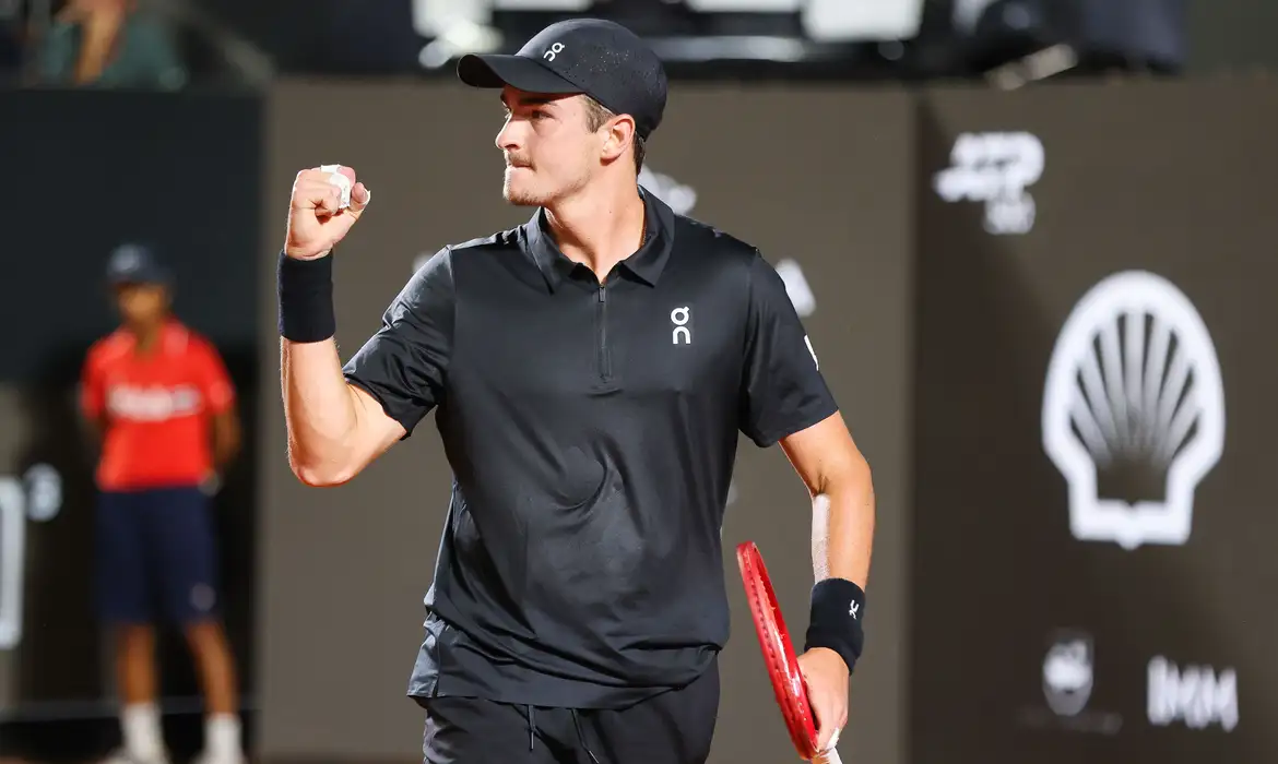 João Fonseca Triunfa Sobre Thiago Monteiro no Rio Open - Imagem do artigo original