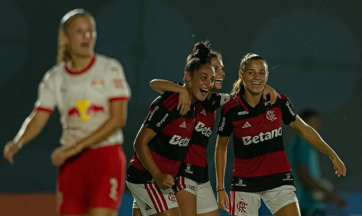 Flamengo vence Bragantino no Brasileiro Feminino: 4 a 2 - Imagem do artigo original