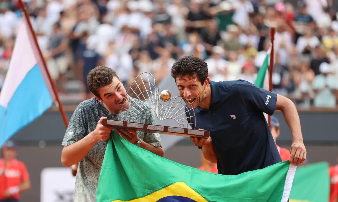 João Fonseca e Marcelo Melo Conquistam Rio Open em Duplas - Imagem do artigo original