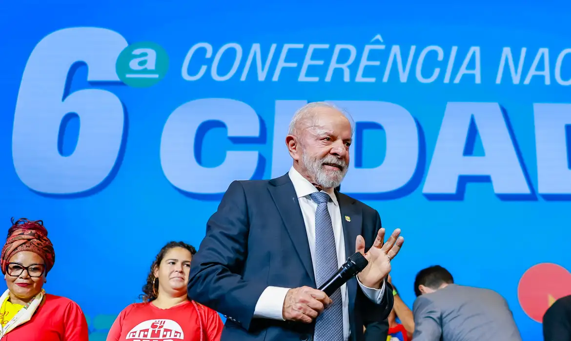 Lula critica Zema por não usar R$ 3,5 bi do PAC em chuvas - Imagem do artigo original