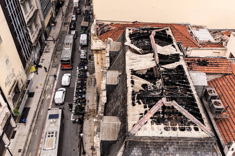 Prefeitura avalia risco em prédio histórico da USP pós incêndio - Imagem do artigo original