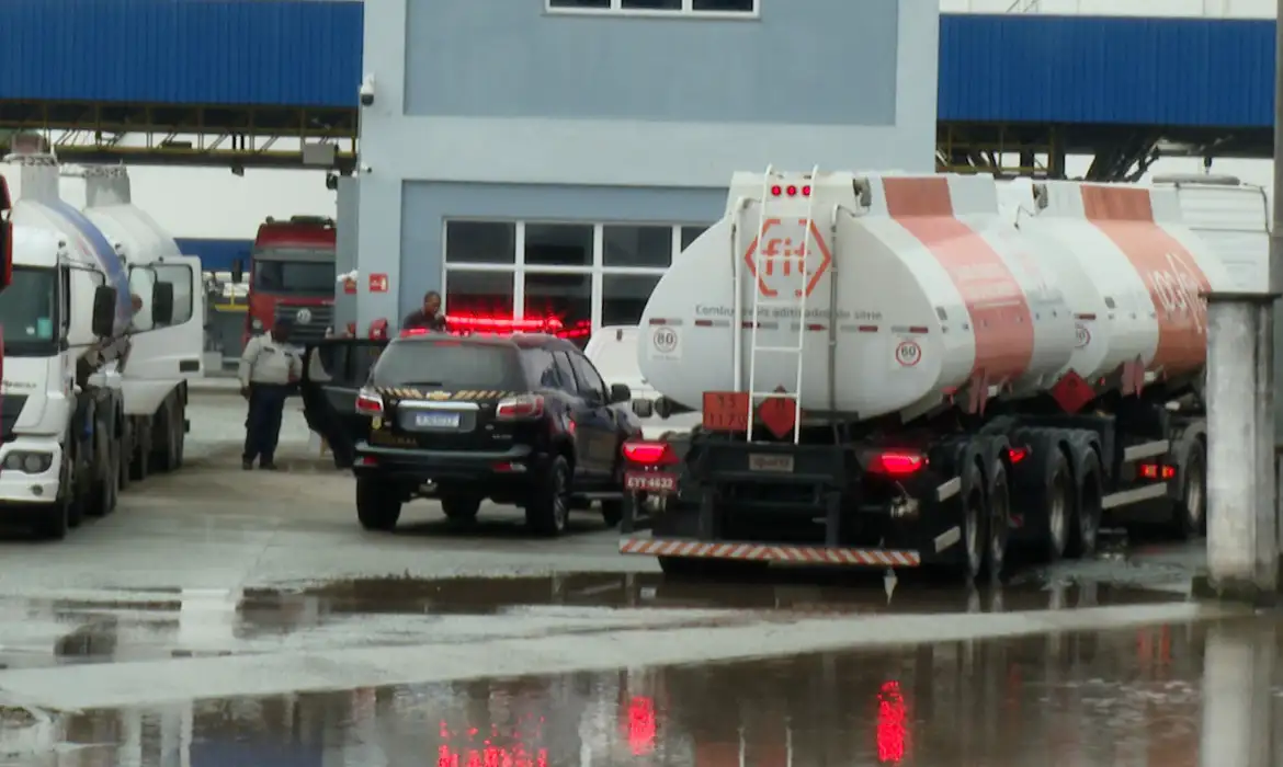 Governo amplia fiscalização em postos de combustíveis contra abusos - Imagem do artigo original