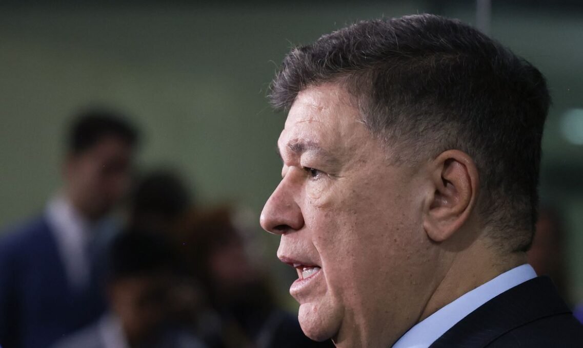 CPI do INSS: Viana quer votar relatório final após revés no STF 2 CPI do INSS: Viana quer votar relatório final após revés no STF - Imagem do artigo original