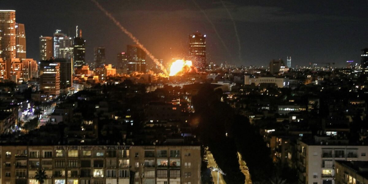 Conflito no Oriente Médio: Bombardeios e Mortes se Intensificam 1 rss featured 18269 1772416331