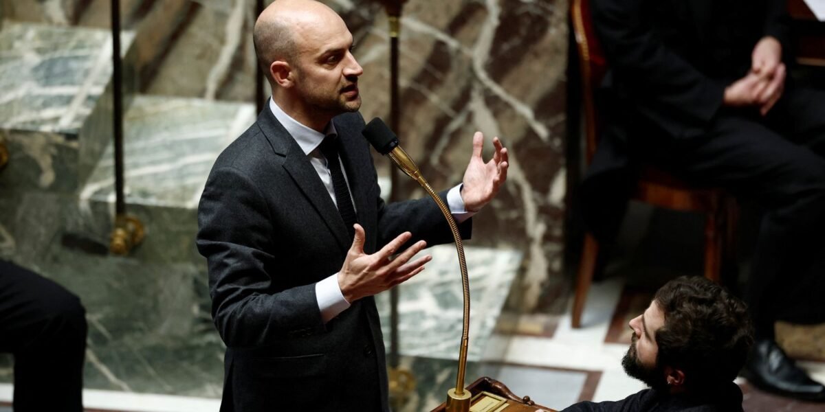 Ministro Francês Vê Cenário Sem Fim Próximo para Guerra no Oriente Médio 1 rss featured 19443 1774077796