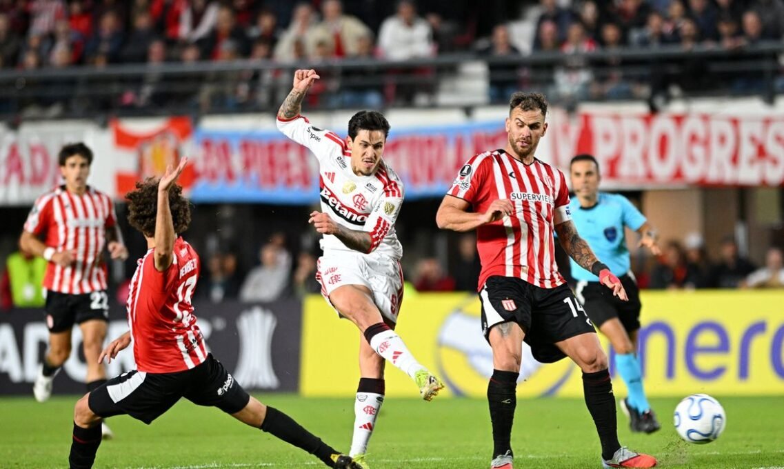 Flamengo segura empate com Estudiantes na Libertadores - Imagem do artigo original