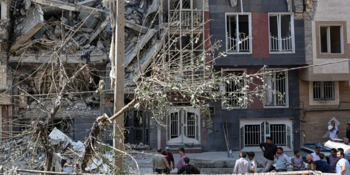 Irã Desafia Ultimato de Trump e Reafirma Controle de Ormuz 1 rss featured 20468 1775506968