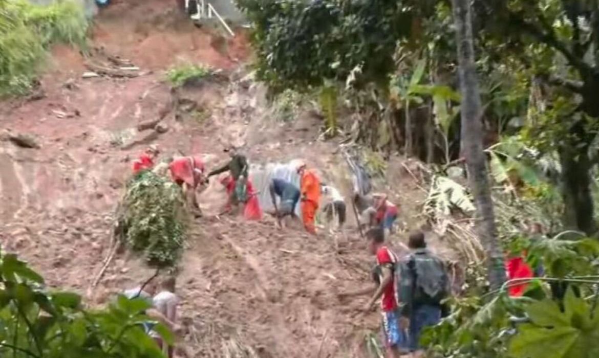 Lula Determina Apoio Federal a Cidades de PE Atingidas por Chuvas - Imagem do artigo original