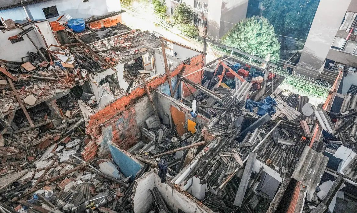 Demolição de Casas Começa Após Explosão em São Paulo - Imagem do artigo original
