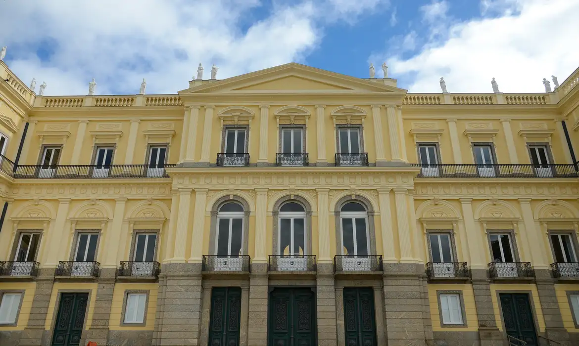 Museu Nacional Recupera Negativos de Vidro Perdidos - Imagem do artigo original