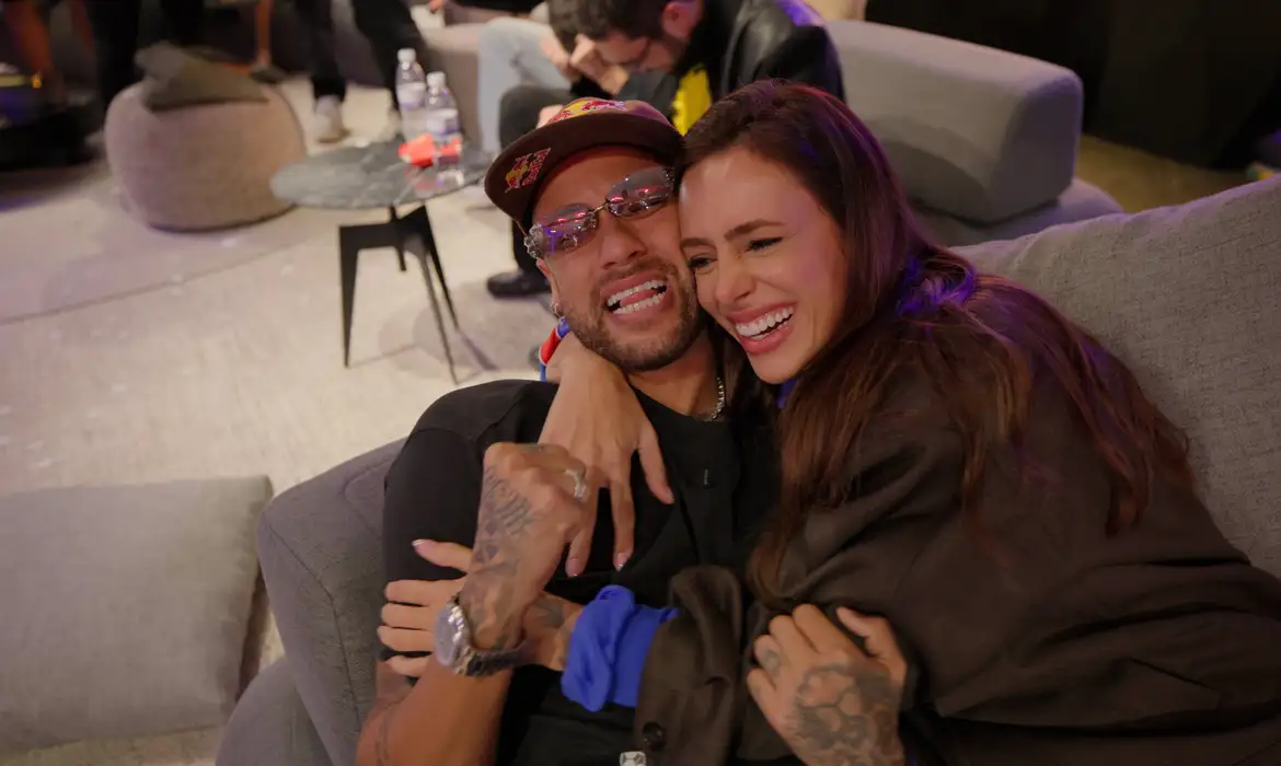 Neymar emocionado na convocação da última Copa do Mundo - Imagem do artigo original
