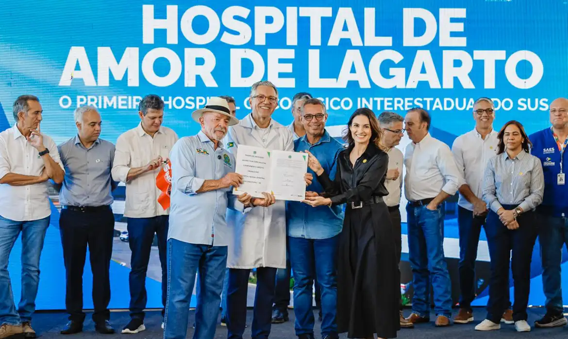 Lula Visita **Hospital Oncológico**, Revela Radioterapia em Sergipe - Imagem do artigo original