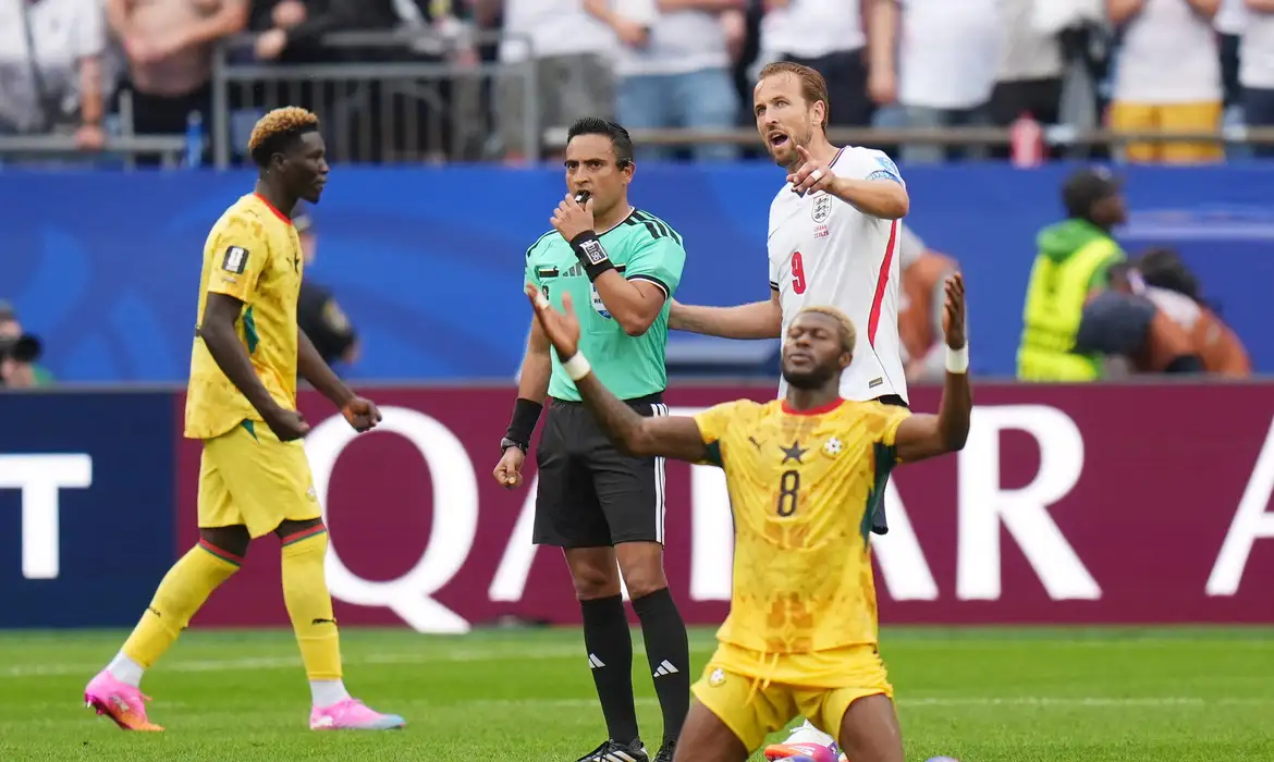 Empate Inglaterra Gana: Líderes do Grupo L Não Saem do Zero - Imagem do artigo original