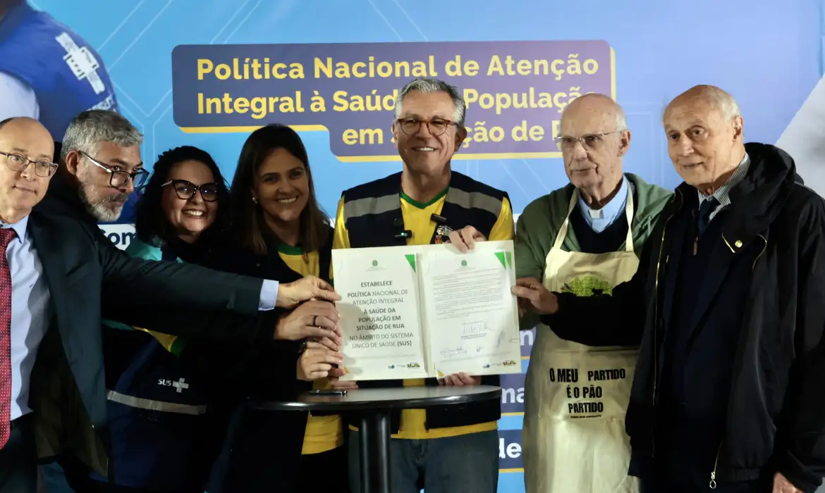 Saúde: Nova Política Amplia Atendimento a Pessoas em Situação de Rua - Imagem do artigo original