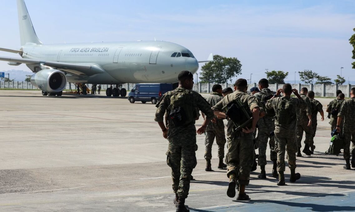 FAB Envia Militares e 18 Toneladas de Remédios à Venezuela 2 FAB Envia Militares e 18 Toneladas de Remédios à Venezuela - Imagem do artigo original