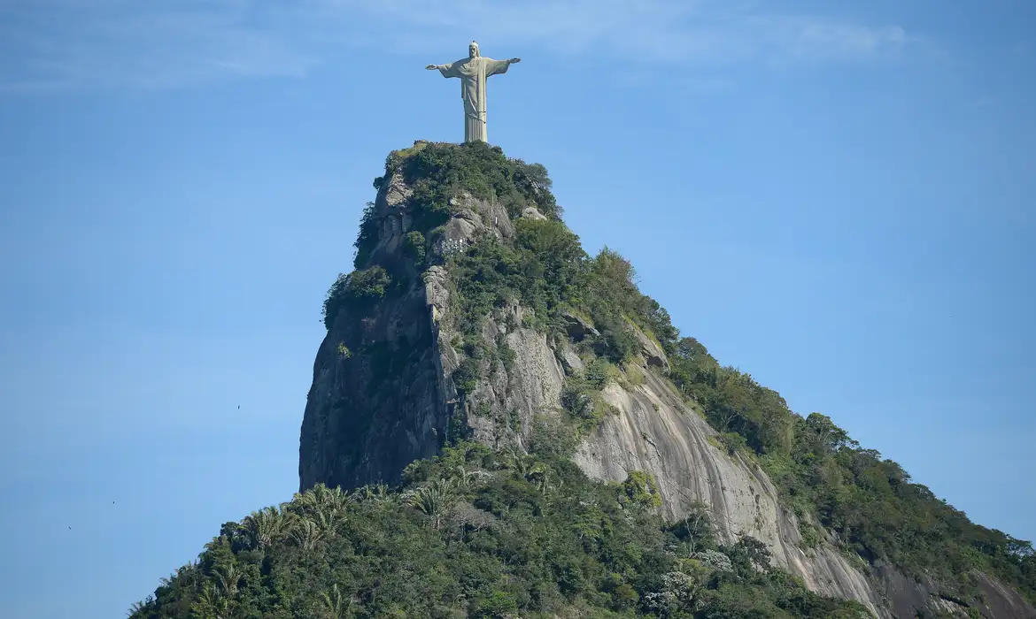 Cristo Redentor: Novas Escadas e Elevadores Ampliam Acesso - Imagem do artigo original