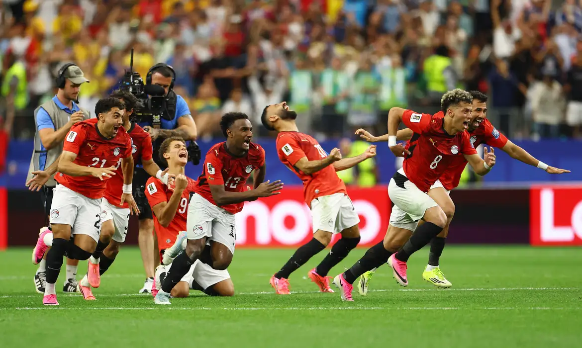 Egito Avança Ineditamente às Oitavas da Copa nos Pênaltis - Imagem do artigo original
