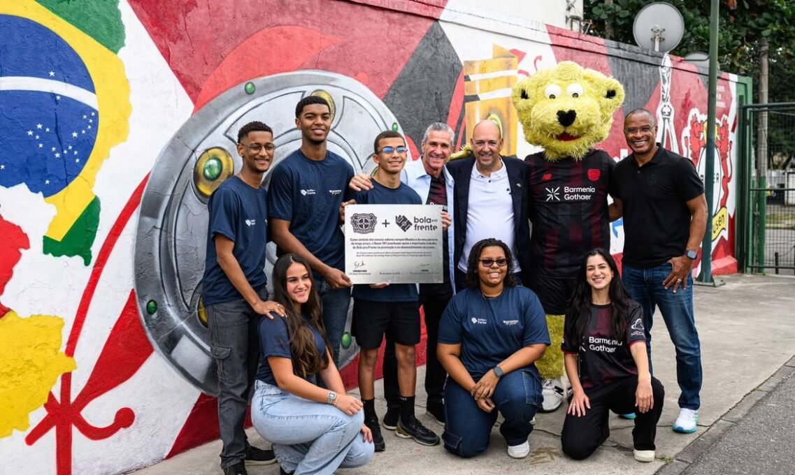 Parceria Leverkusen e Instituto Bola pra Frente impulsiona jovens - Imagem do artigo original