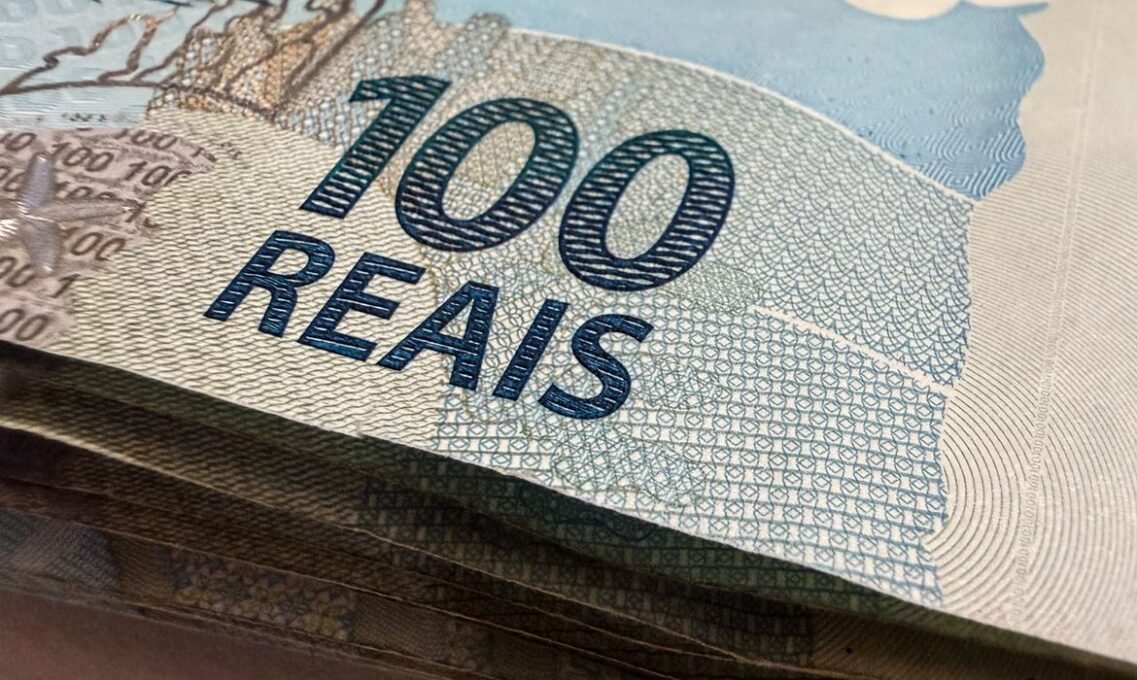 Dólar Cai para R$ 5,07: Menor Nível em um Mês; Bolsa Estável - Imagem do artigo original