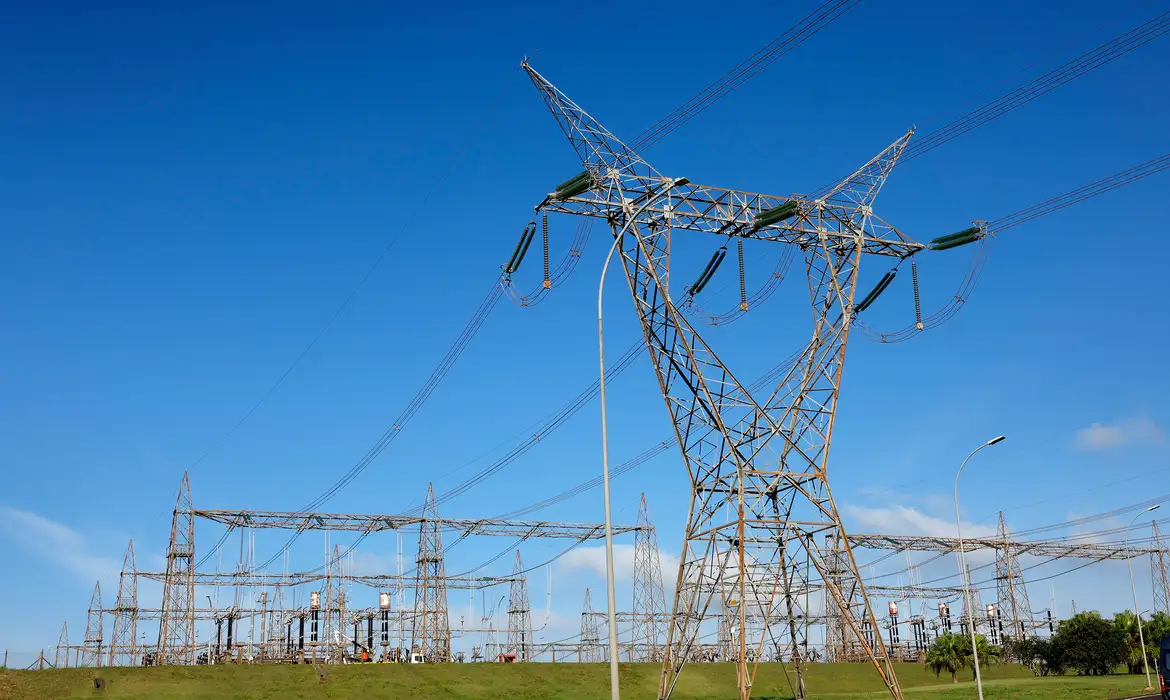 Comitê Antecipa Geração de Energia para Prevenir El Niño - Imagem do artigo original