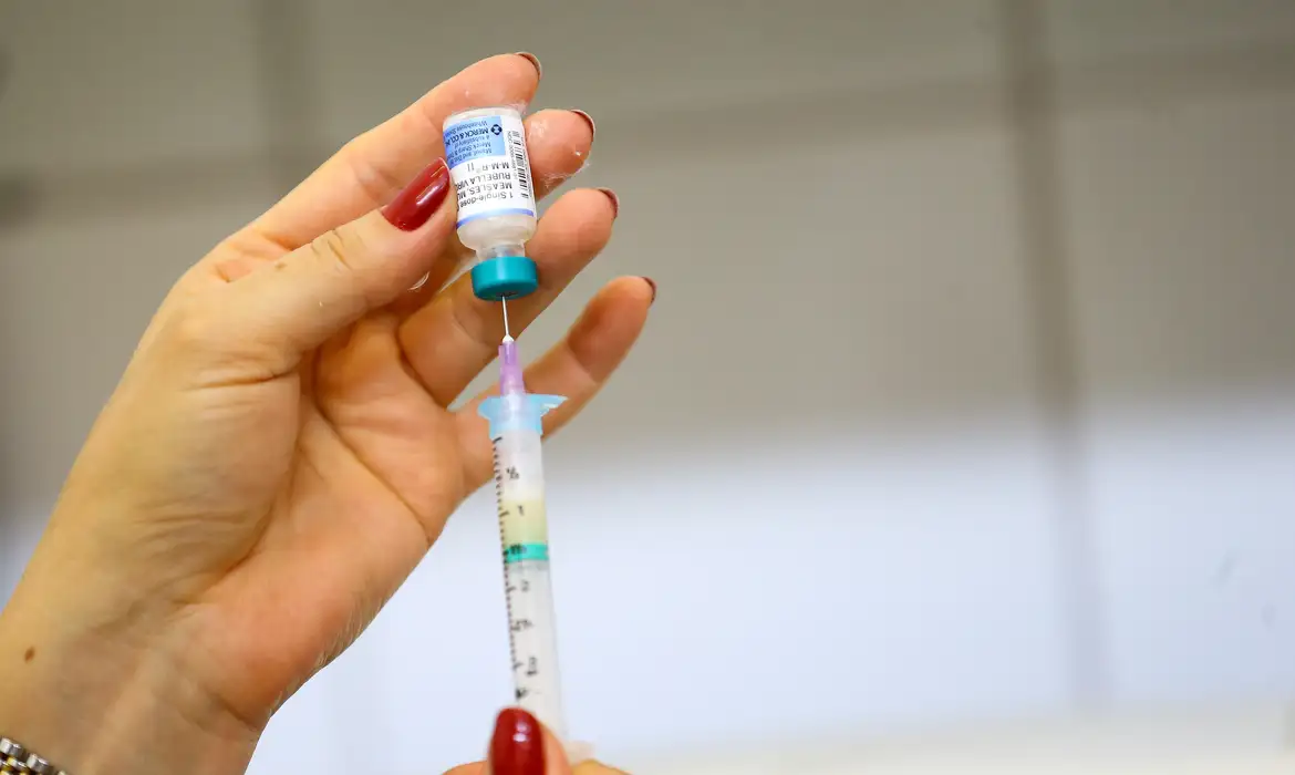 Casos de Sarampo em SP Aumentam, Exigindo Reforço Vacinal - Imagem do artigo original