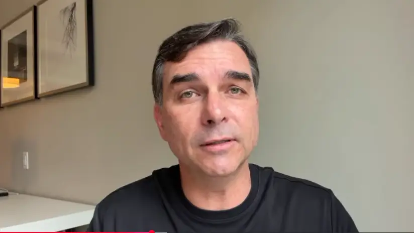 Flávio Bolsonaro Retoma Discurso Conservador na Campanha 1 rss featured 25243 1785057802