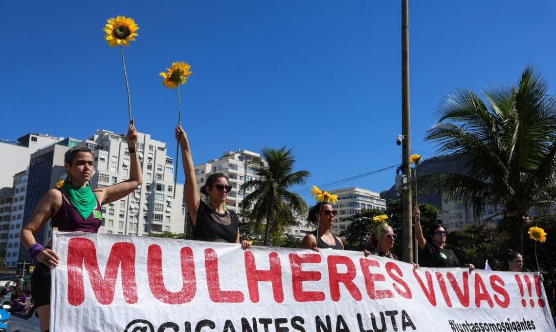 Mobilização Nacional Pressiona Câmara por Votação do PL da Misoginia - Imagem do artigo original