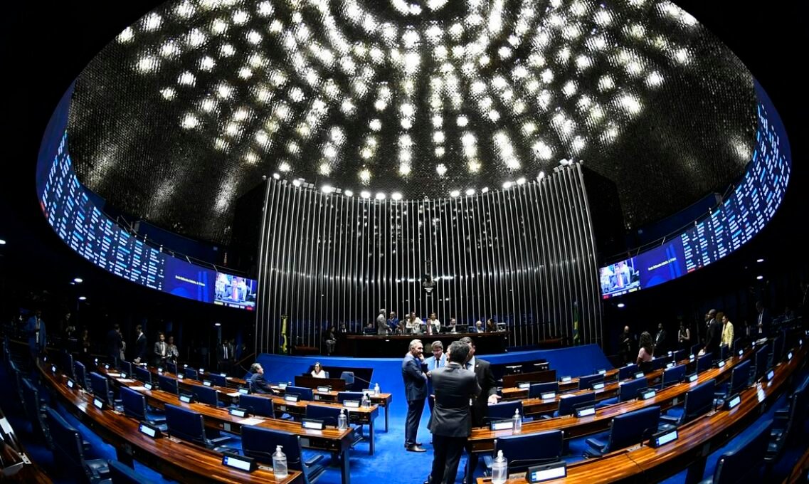 Congresso retoma trabalhos focado em pautas cruciais - Imagem do artigo original