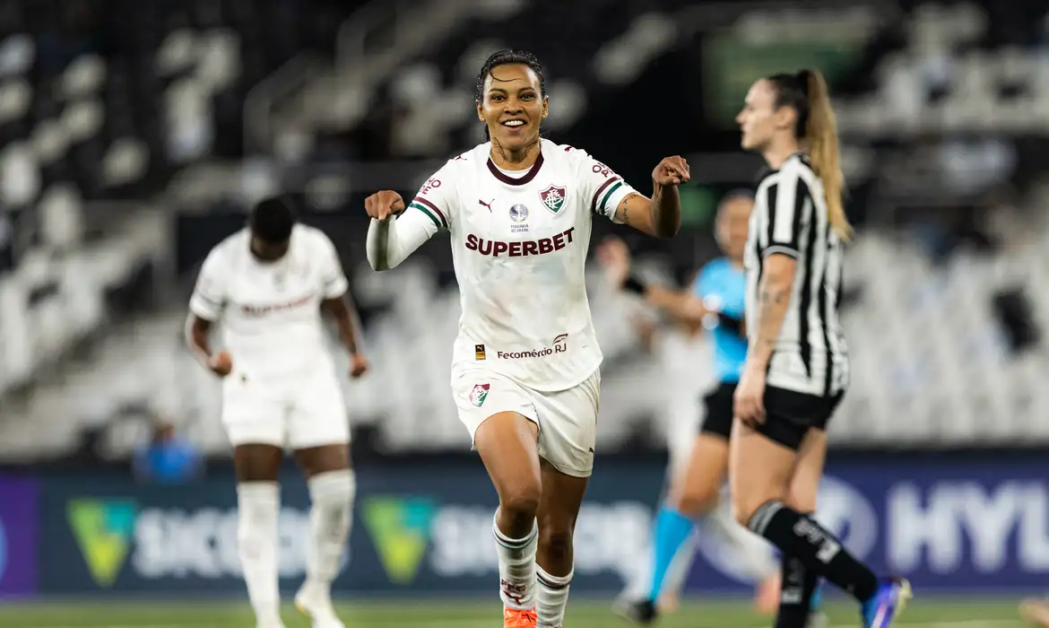 Fluminense Vence Botafogo e Complicou No Brasileirão Feminino - Imagem do artigo original
