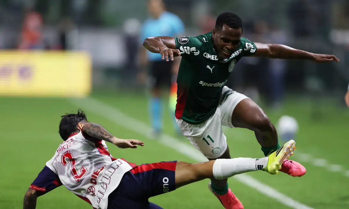 Palmeiras Cede Empate no Fim Contra Cerro Porteño na Libertadores - Imagem do artigo original