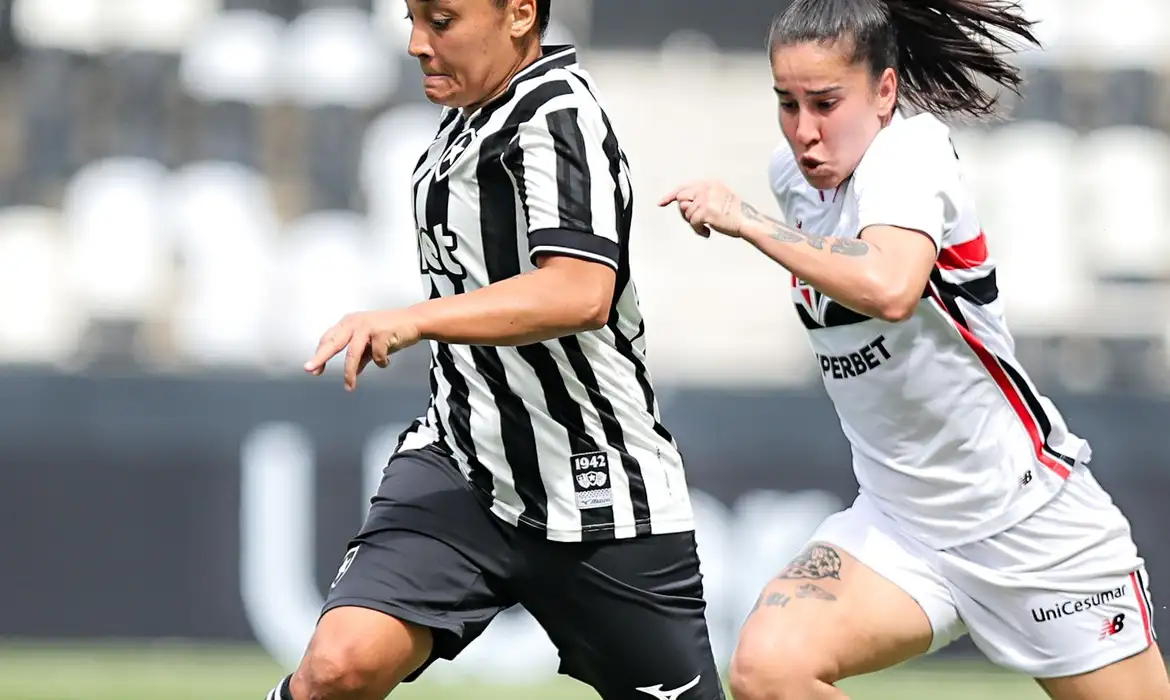 Brasileiro Feminino: São Paulo Goleia Botafogo e Igualao Líder - Imagem do artigo original