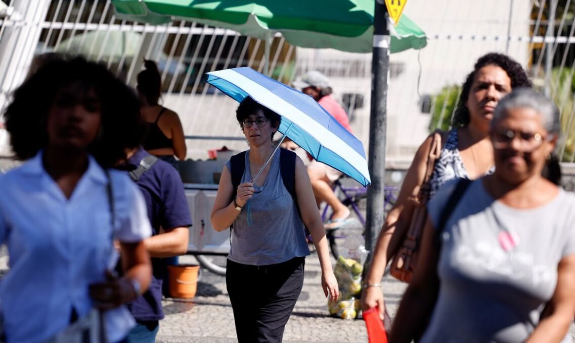 Salário Mínimo 2027: Projeção Chega a R$ 1.741 - Imagem do artigo original