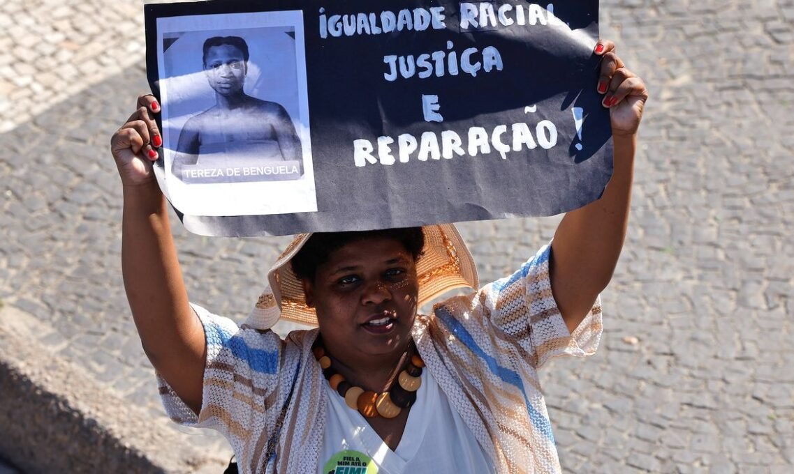 Candidaturas Negras Avançam Perto do Perfil Racial do País - Imagem do artigo original