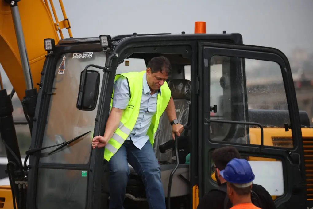 Tarcísio Privatizações: Críticas Respingam em Imagem no SP 1 rss featured 25706 1786001886