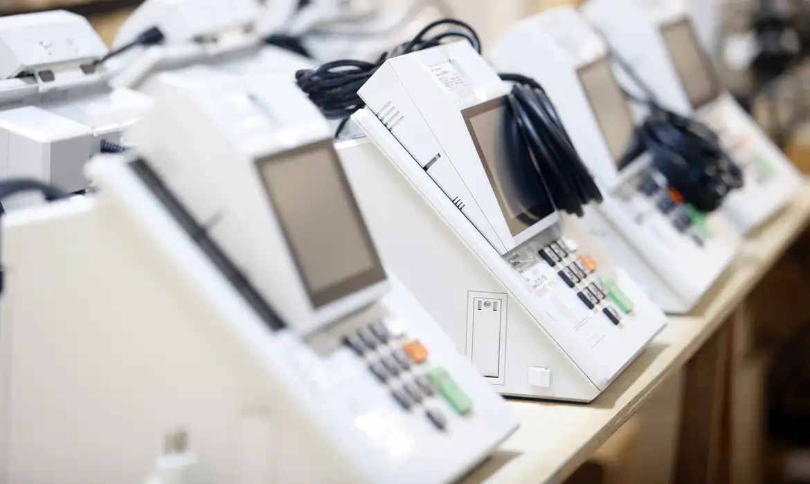 Urnas Eletrônicas SP: Preparação para Eleições Inicia no Estado - Imagem do artigo original