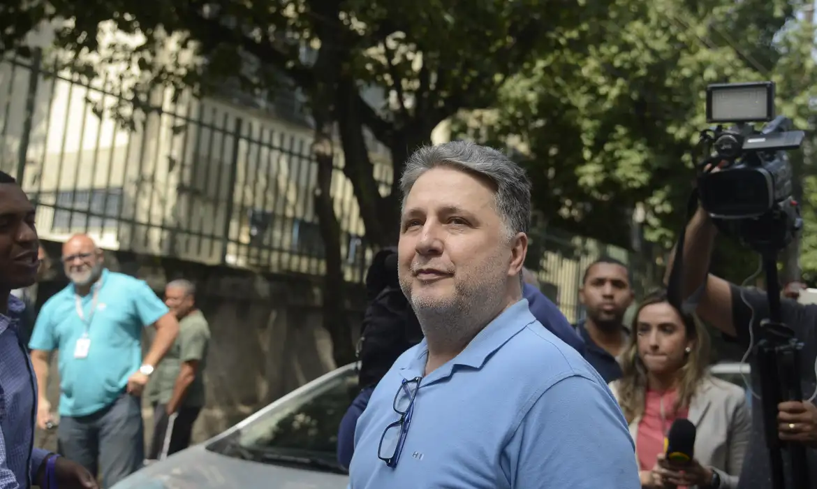 Garotinho desiste de recurso, eleição RJ pode ter 1º turno - Imagem do artigo original