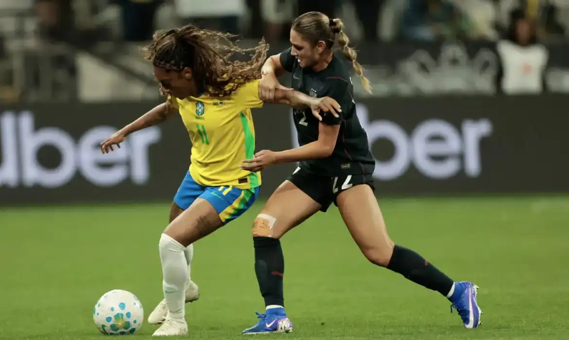 Futebol Feminino: Caminhos da Reportagem explora evolução e desafios - Imagem do artigo original