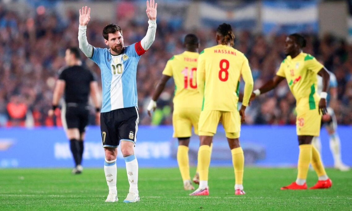 Messi se aposenta da seleção argentina após 21 anos - Imagem do artigo original