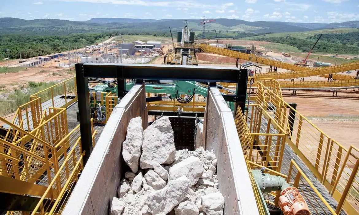 Minerais Críticos: 129 Mil Empregos em Setor Estratégico no Brasil - Imagem do artigo original