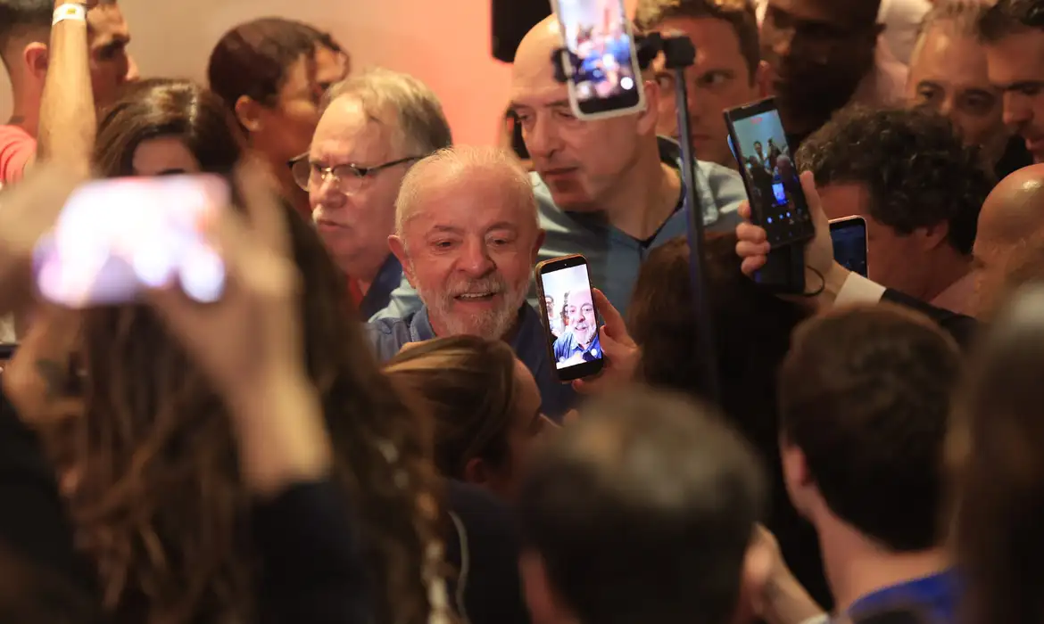 Lula reeleito promete regulamentar plataformas digitais - Imagem do artigo original