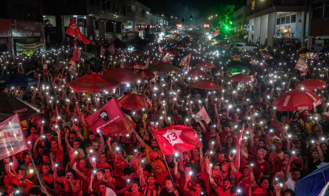 Vitória Lula: Imprensa Internacional Destaca Virada Inédita - Imagem do artigo original